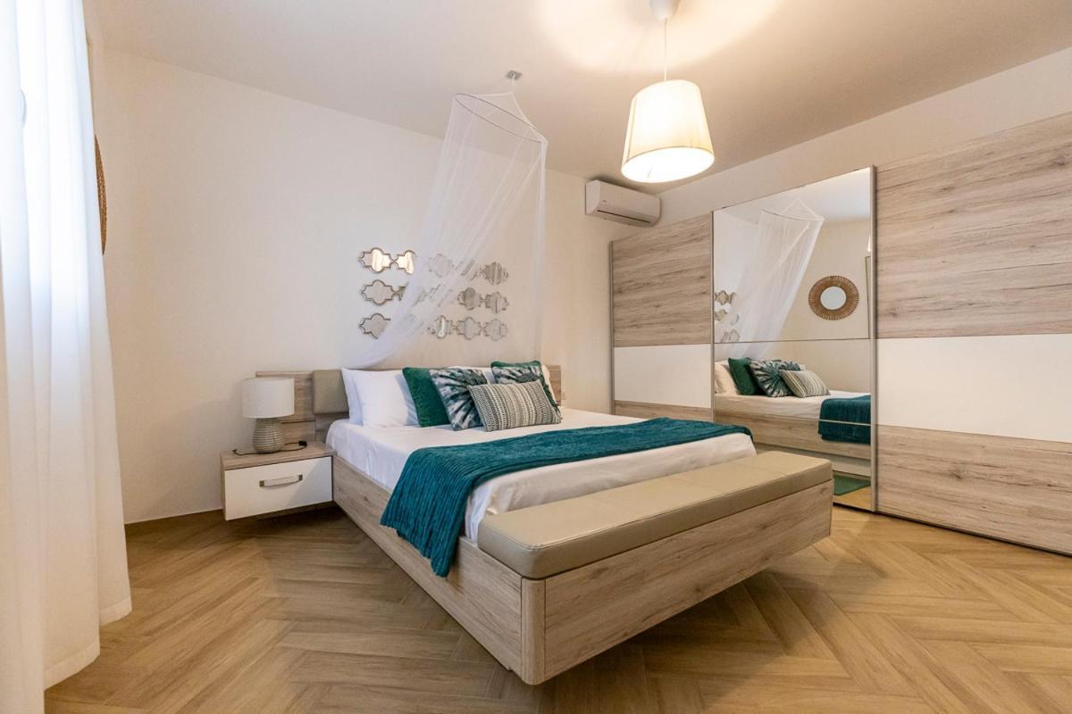 Villa Delle Palme Con Piscina Privata Santa Maria Del Focallo Eksteriør billede